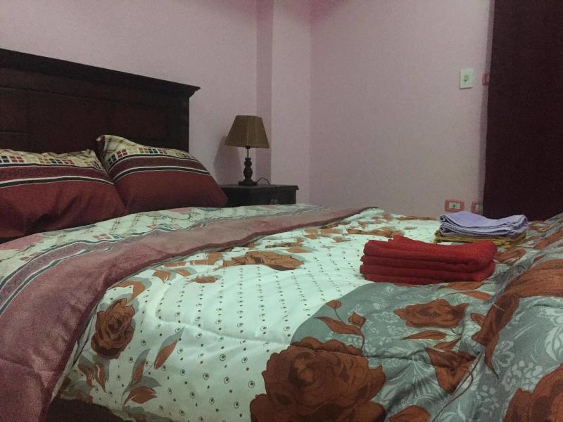 The Pyramids Inn Cheops image