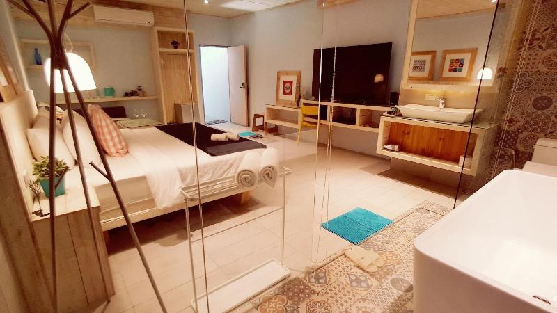 Azure Inn 5