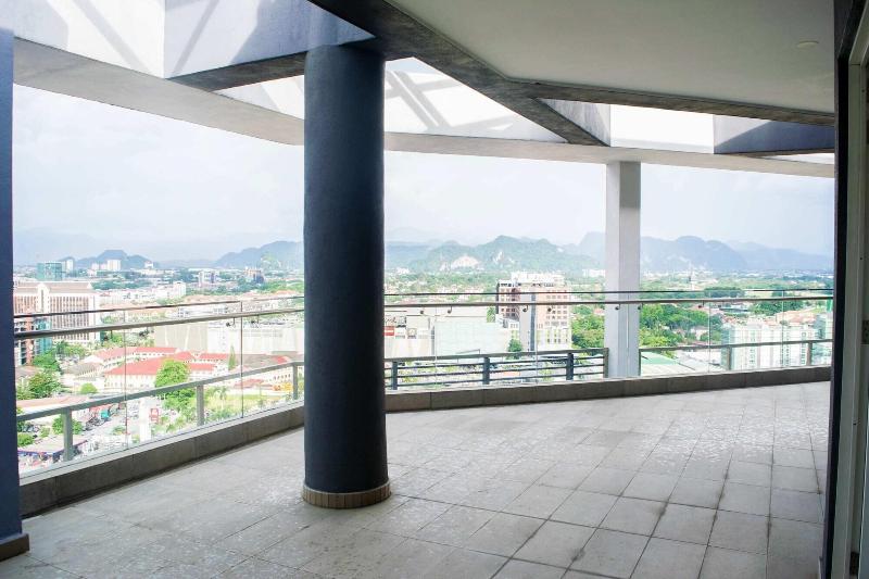 The Octagon Ipoh By Plush