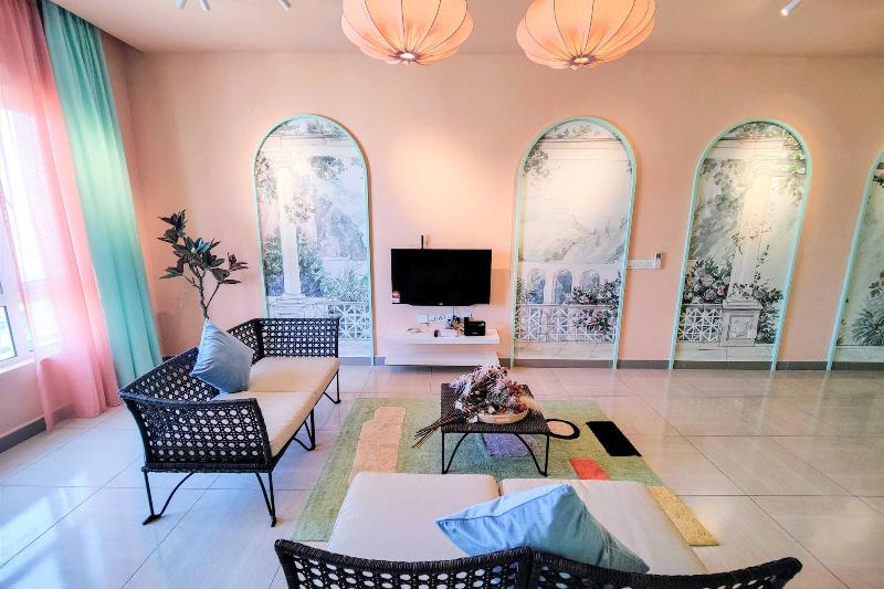 The Octagon Ipoh By Plush
