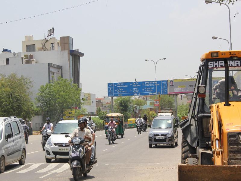 Hotel Savi Regency image
