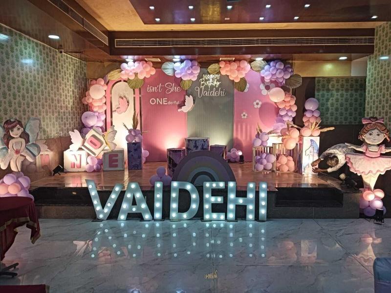 Hotel Savi Regency image
