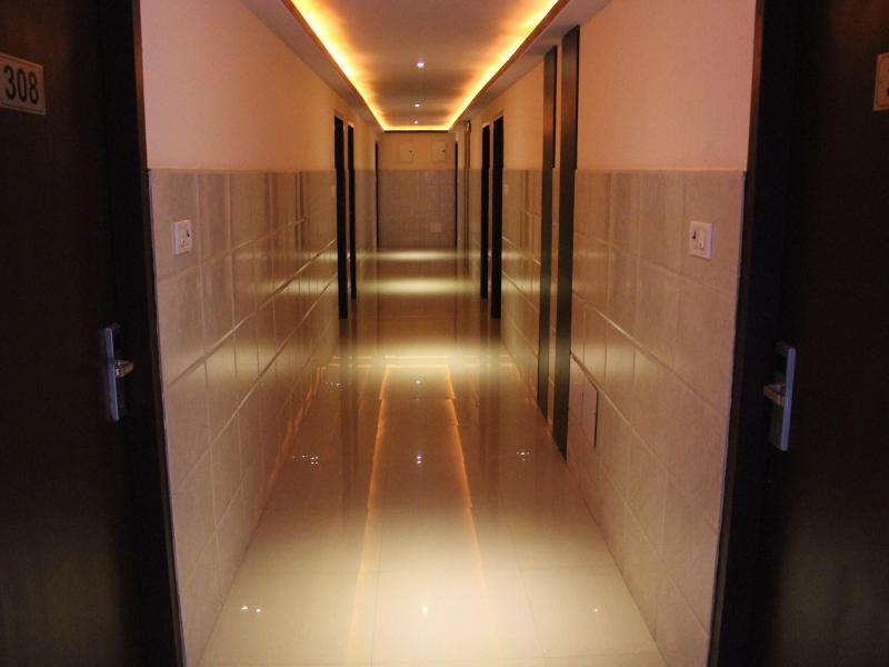 Hotel Savi Regency image