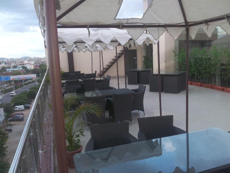 Hotel Savi Regency image