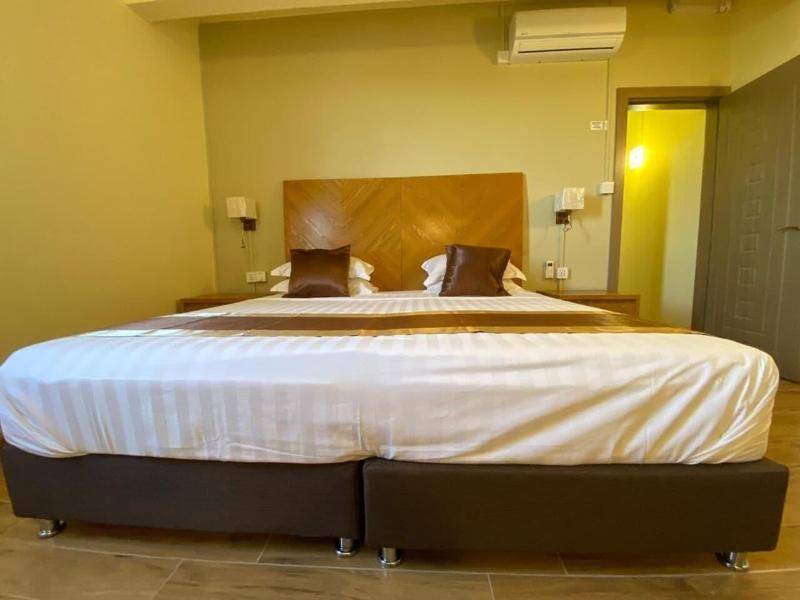 The Monalysa Suites & Residence image