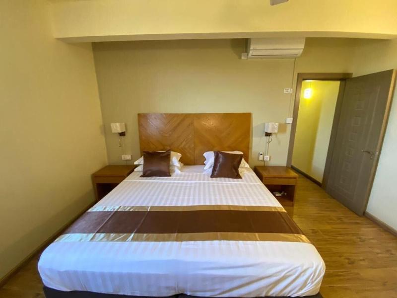The Monalysa Suites & Residence image