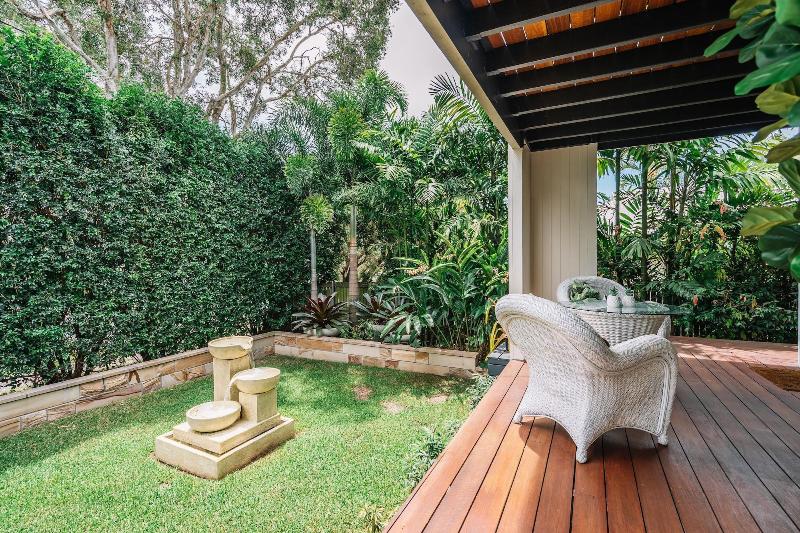 Balmoral Queenslander image
