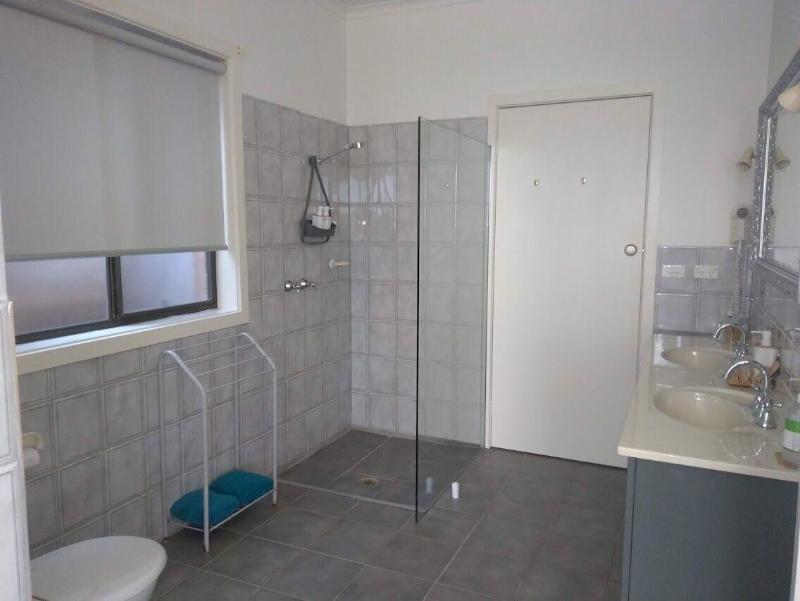 Banksia Park Estate image