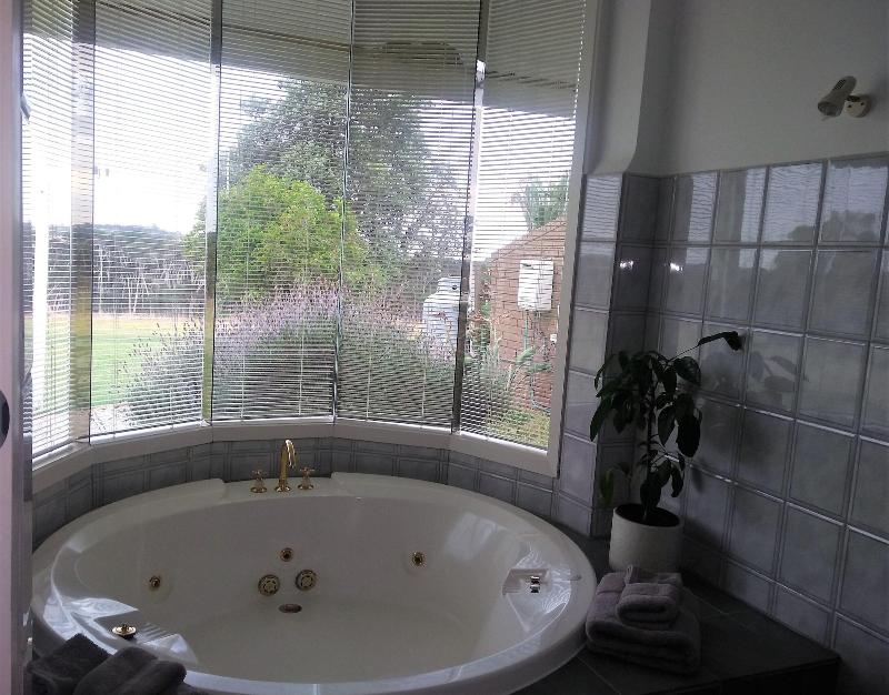 Banksia Park Estate image