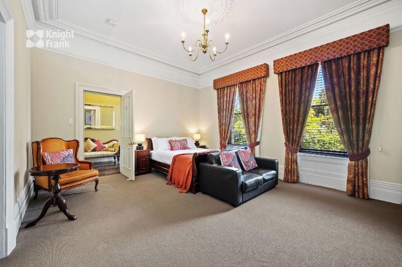 Clydesdale Manor image