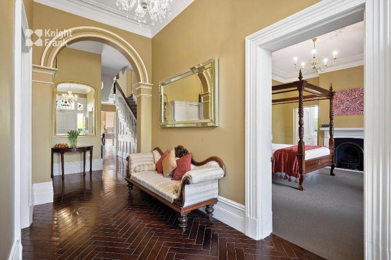 Clydesdale Manor image