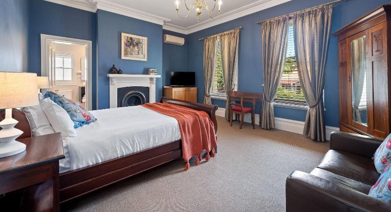 Clydesdale Manor image