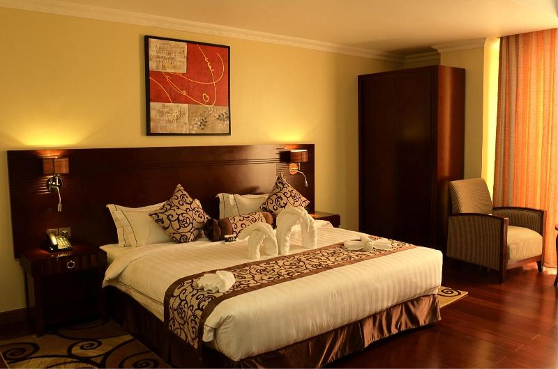 The White Rhino Hotel image