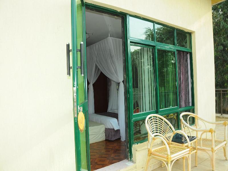 Karen Inn And Suites image