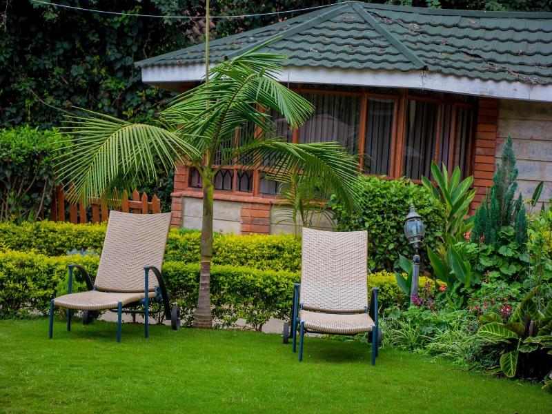 Karen Inn And Suites image