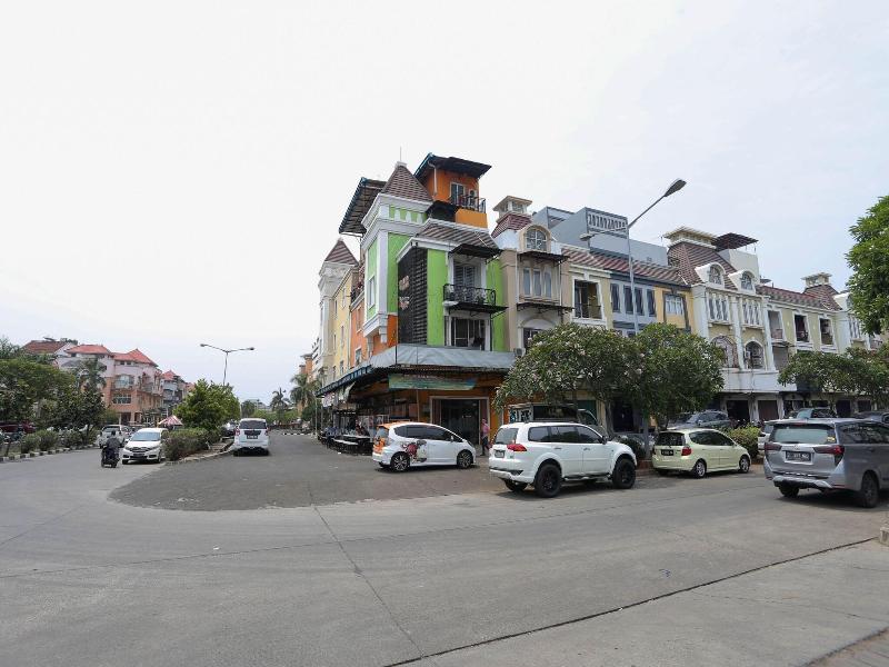 Ratana Cengkareng image