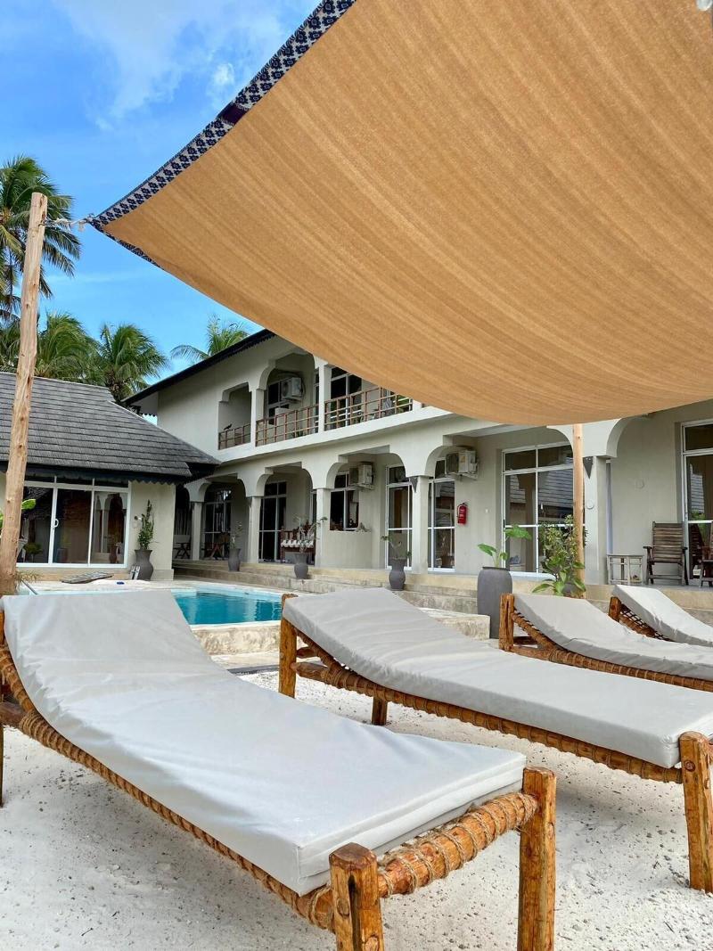 Paje Beach Apartments & Hotel image