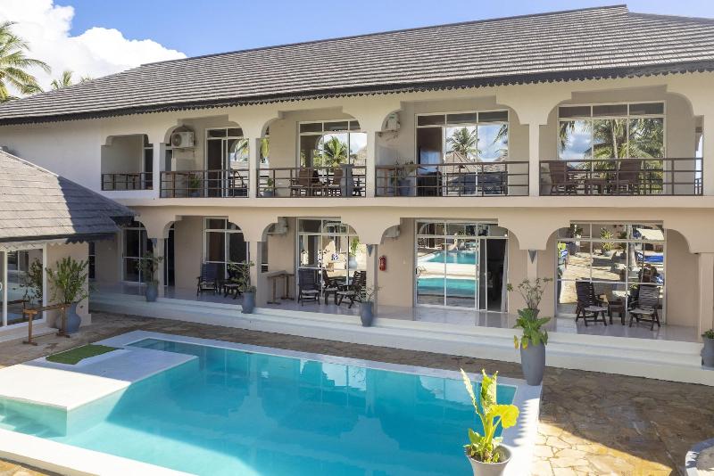 Paje Beach Apartments & Hotel image