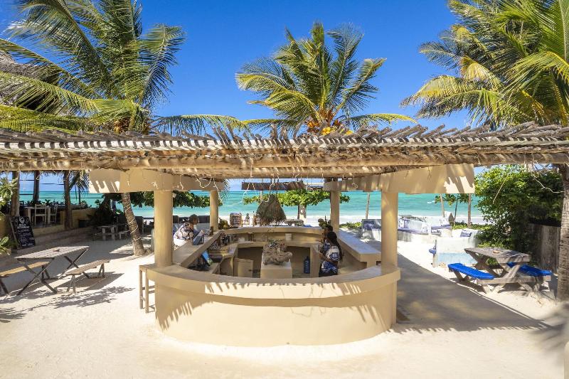 Paje Beach Apartments & Hotel image