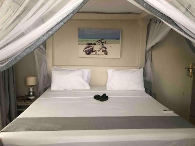 Paje Beach Apartments & Hotel image