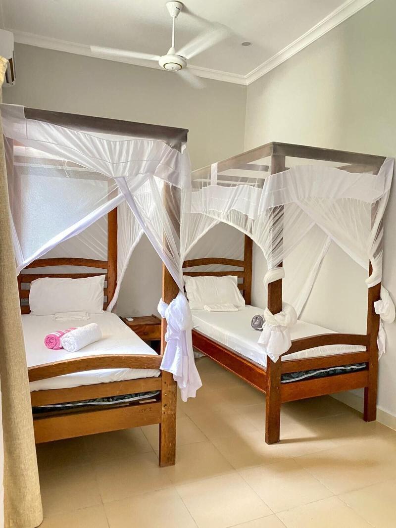 Paje Beach Apartments & Hotel image