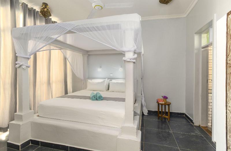 Paje Beach Apartments & Hotel image
