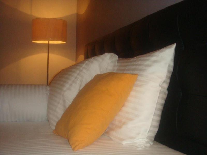 Iquest Colombo image