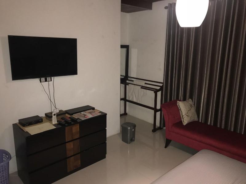 Iquest Colombo image
