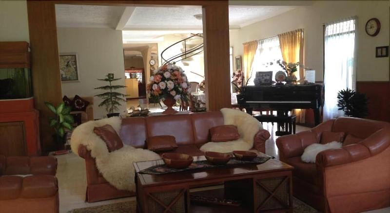 The Garden Family Guest House image