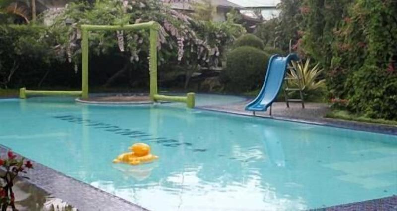 The Garden Family Guest House image