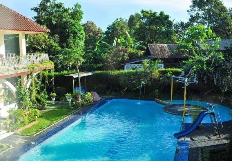 The Garden Family Guest House image