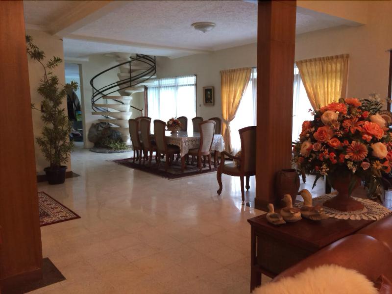 The Garden Family Guest House image