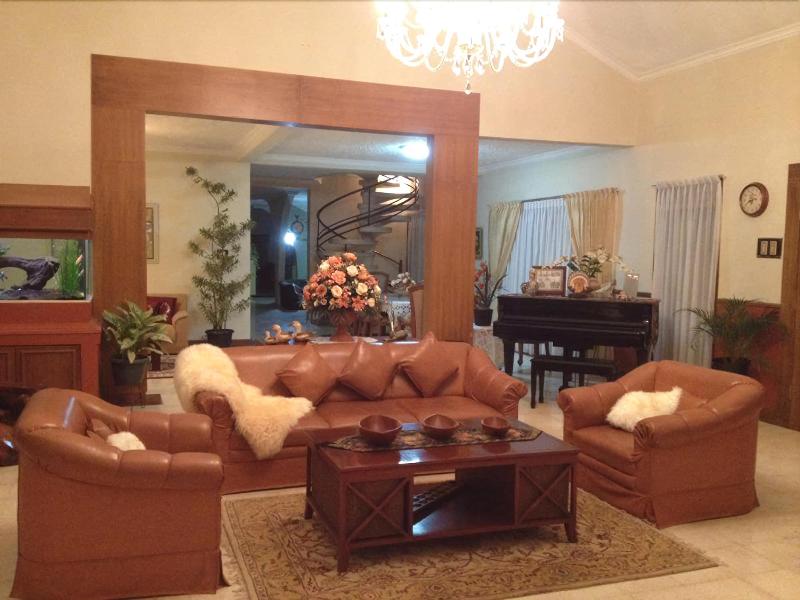 The Garden Family Guest House image