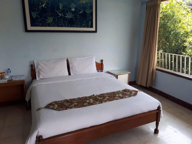 The Garden Family Guest House image