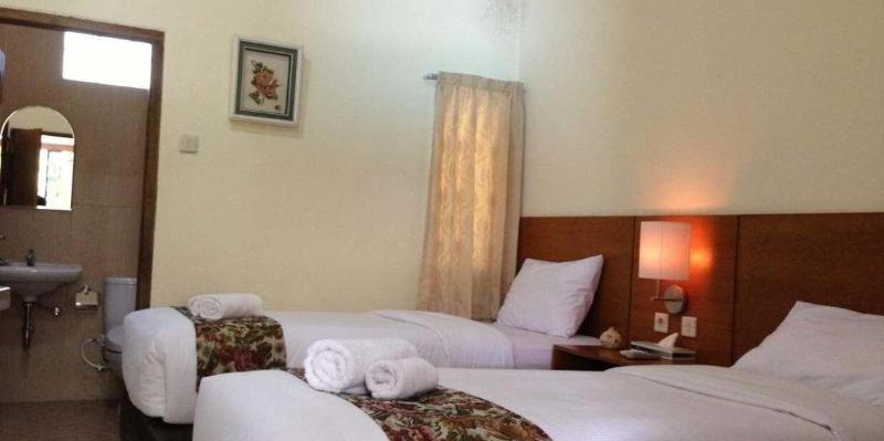 The Garden Family Guest House image