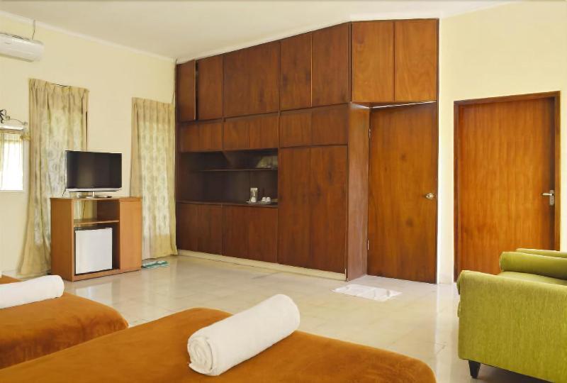 The Garden Family Guest House image