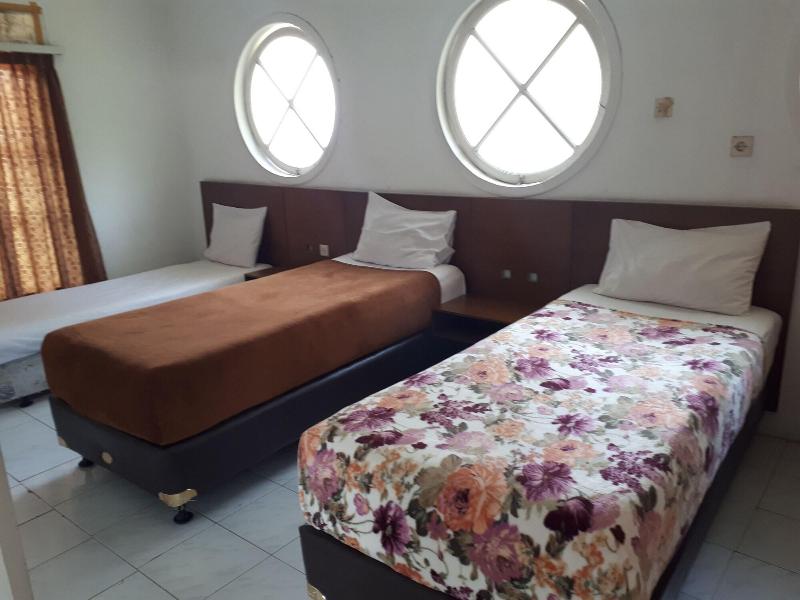 The Garden Family Guest House image