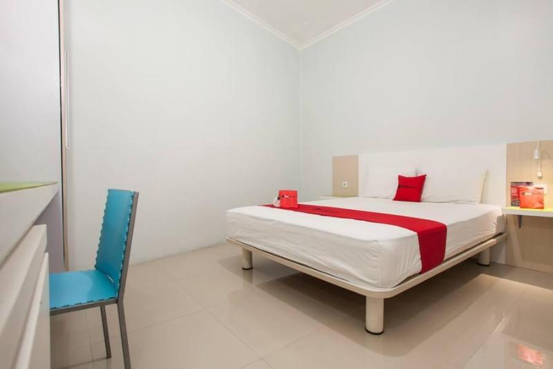 RedDoorz @ Kartohardjo Madiun
