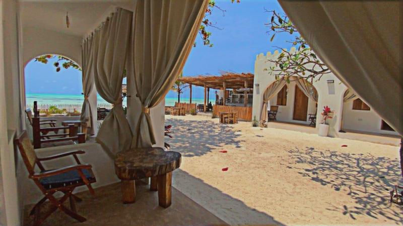 Coco Beach Hotel image