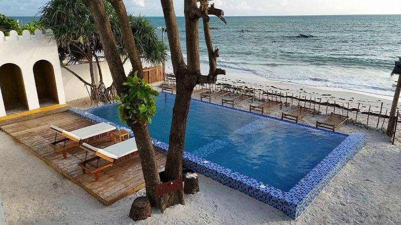 Coco Beach Hotel image
