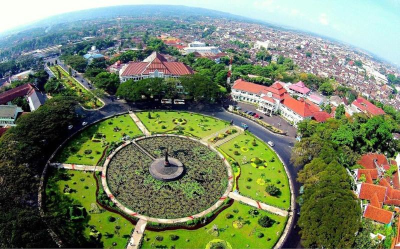 Ratu Homestay Malang image