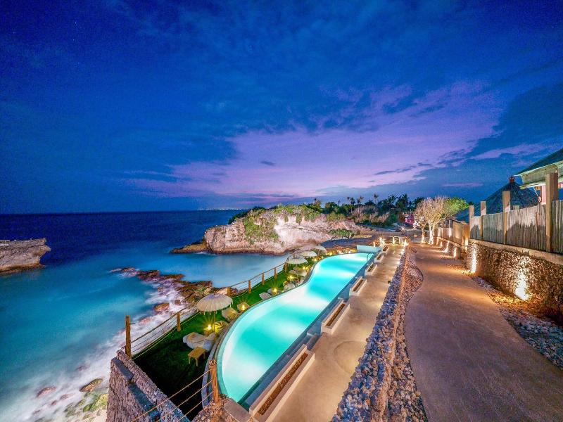Blue Lagoon Avia Villas image