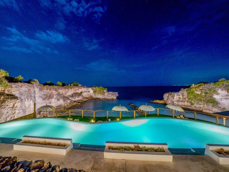 Blue Lagoon Avia Villas image