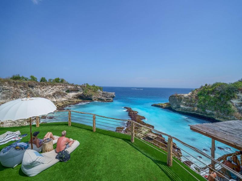 Blue Lagoon Avia Villas image