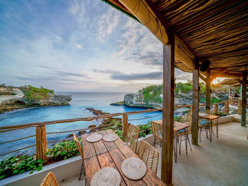 Blue Lagoon Avia Villas image