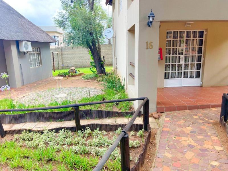 Protea Ridge Estate image