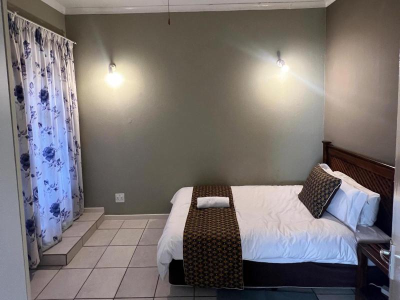 Protea Ridge Estate image