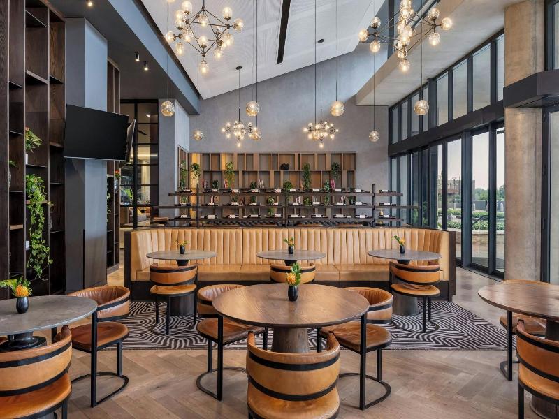 Johannesburg Marriott Hotel Melrose Arch image