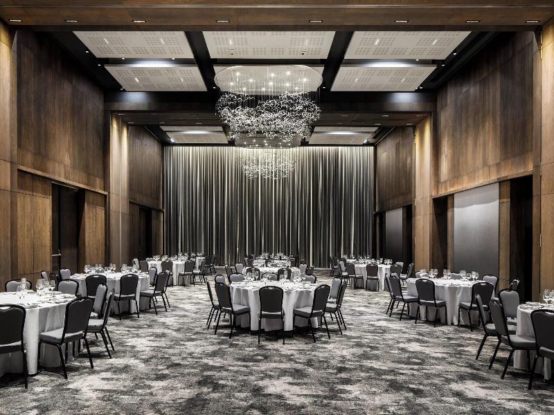 Johannesburg Marriott Hotel Melrose Arch image