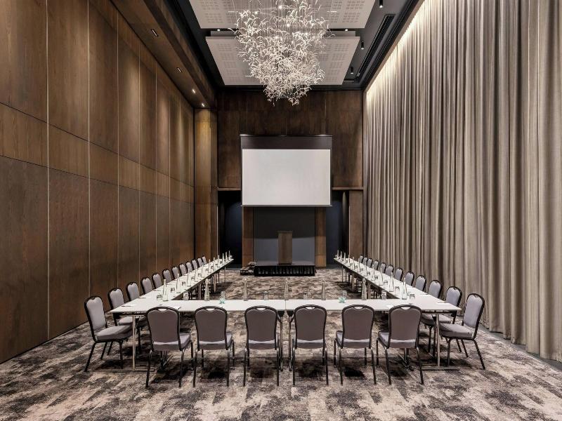 Johannesburg Marriott Hotel Melrose Arch image
